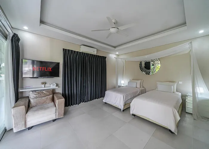 Villa Bali Om Center - Location, Beautiful Near The Canggu (Bali)